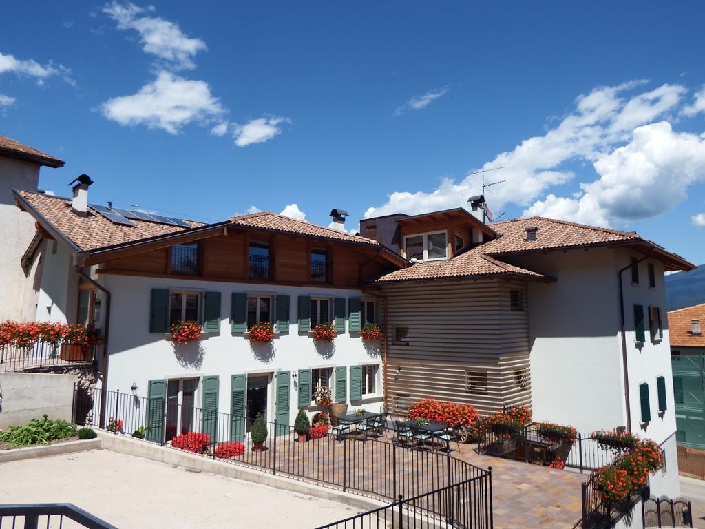 斯尔斯Agritur Primo Sole别墅 外观 照片