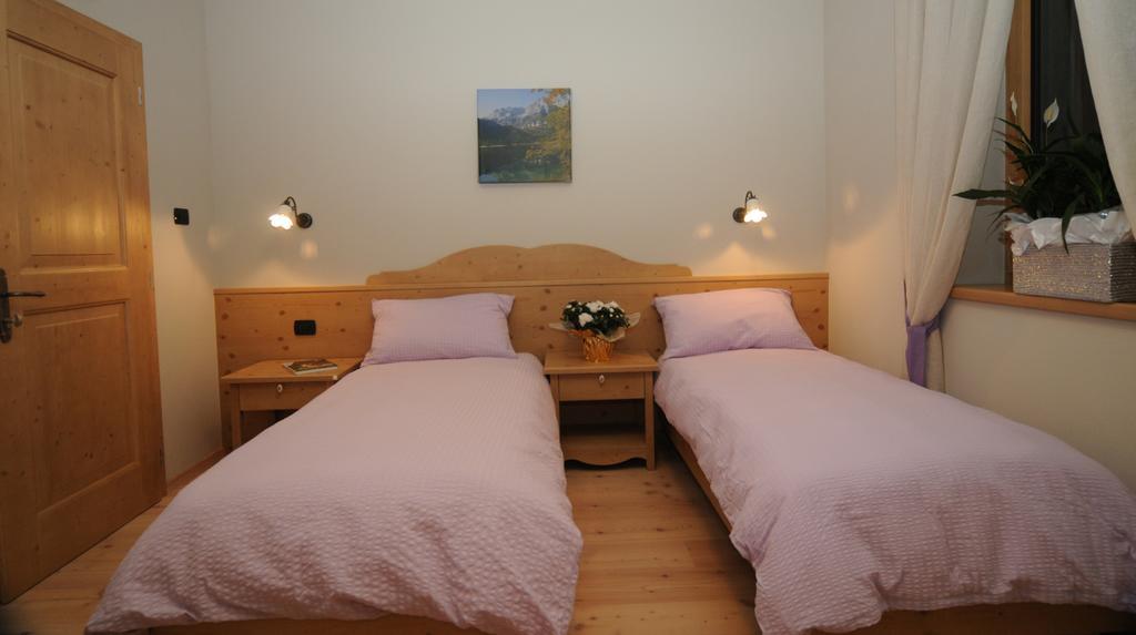 斯尔斯Agritur Primo Sole别墅 客房 照片